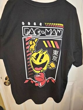 Brisco Brands Pac-Man Tokyo Graphic T-Shirt Black & Yellow 2XL